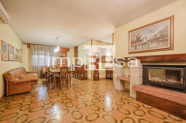 casa indipendente in vendita a Villorba in zona Catena