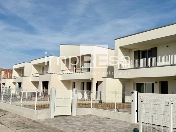 casa indipendente in vendita a Villorba in zona Fontane