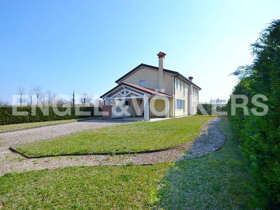 casa indipendente in vendita a Villorba