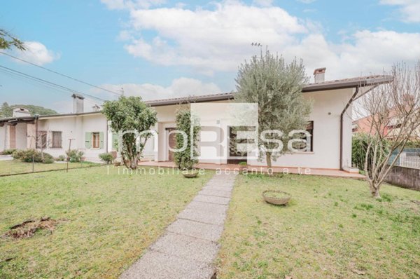 casa indipendente in vendita a Villorba