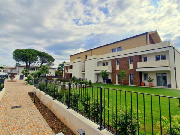 appartamento in vendita a Villorba in zona Carità