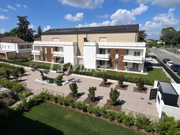 appartamento in vendita a Villorba in zona Lancenigo