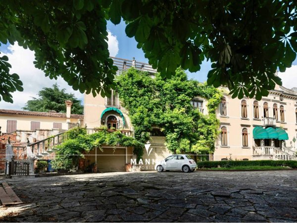 casa indipendente in vendita a Villorba in zona Lancenigo