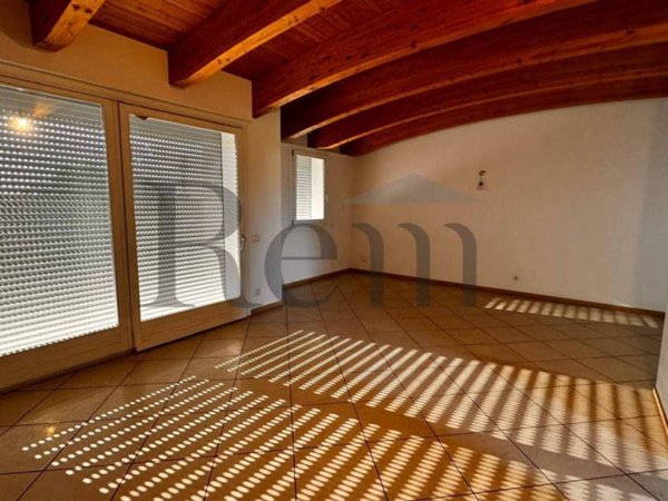 appartamento in vendita a Villorba in zona Lancenigo