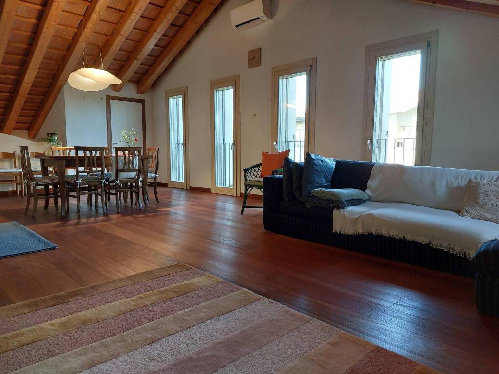 casa indipendente in vendita a Villorba