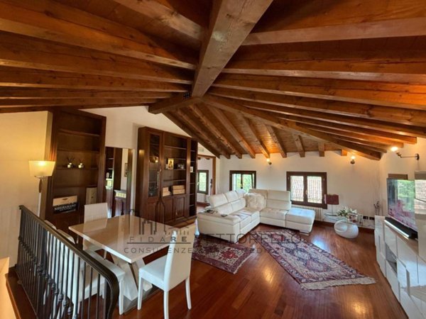 casa indipendente in vendita a Villorba