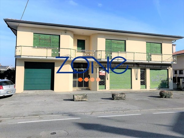 casa indipendente in vendita a Villorba in zona Fontane