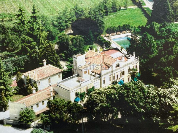 appartamento in vendita a Villorba in zona Carità