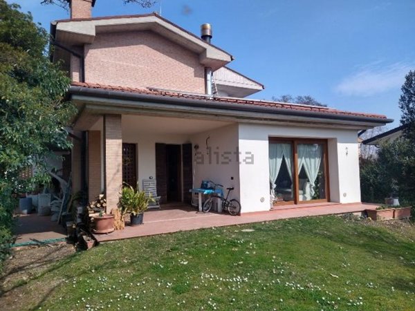 esavano in vendita a Villorba