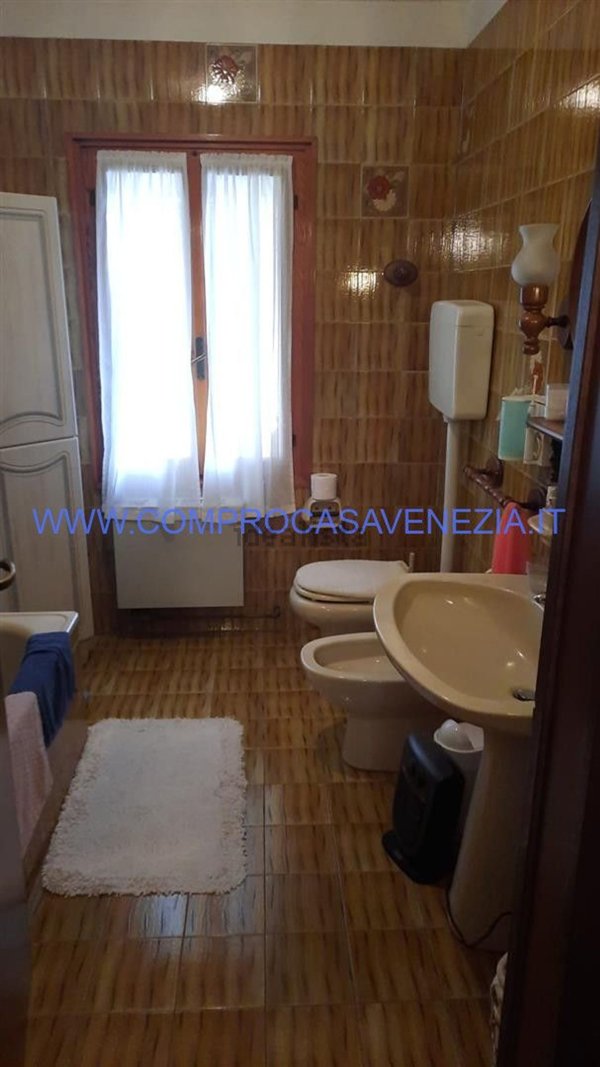 casale in vendita a Villorba in zona Fontane
