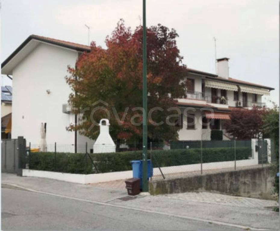 casa indipendente in vendita a Villorba in zona Lancenigo