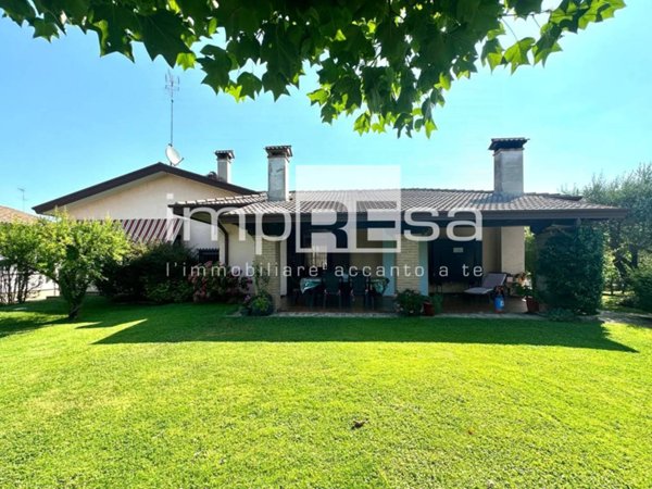 casa indipendente in vendita a Villorba