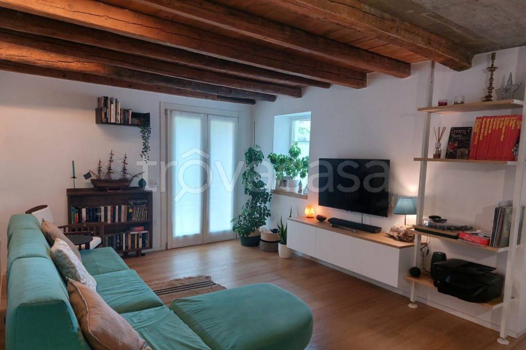 casa indipendente in vendita a Villorba in zona Lancenigo