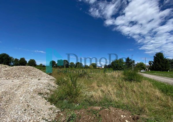 terreno edificabile in vendita a Villorba in zona Lancenigo