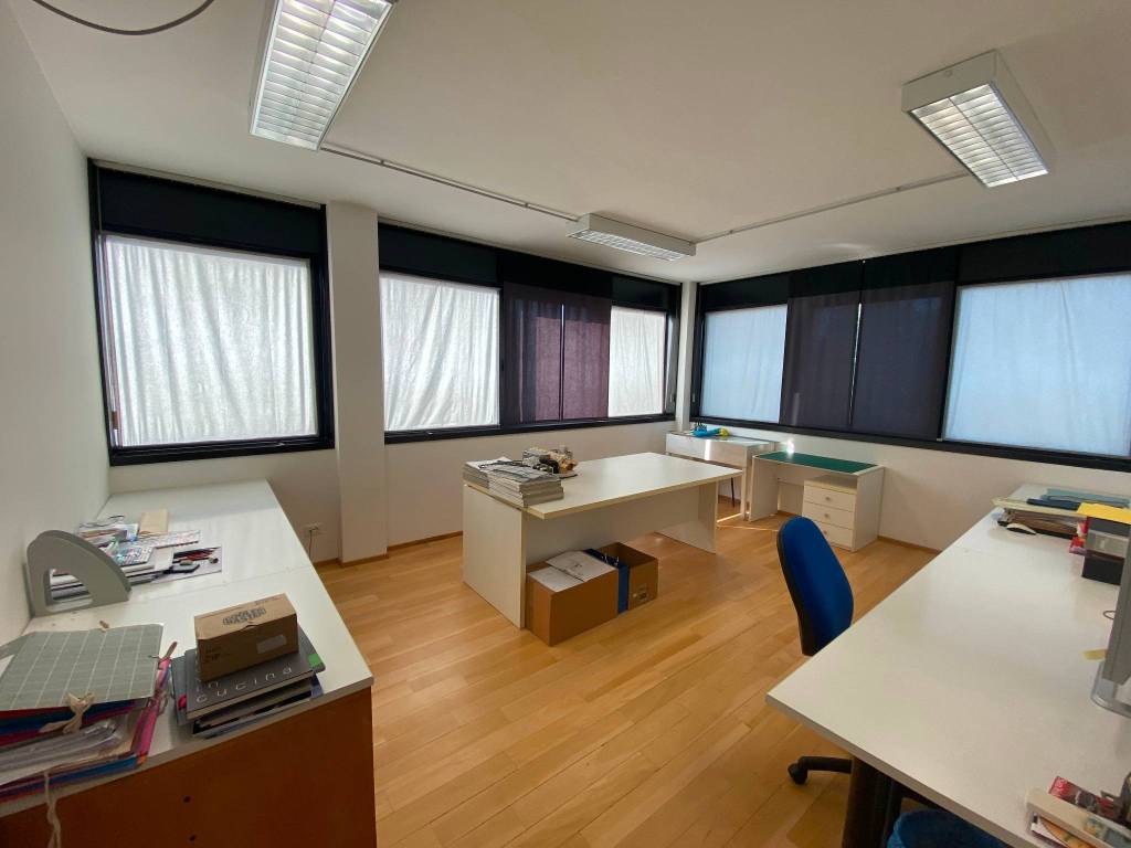 ufficio in vendita a Villorba in zona Lancenigo