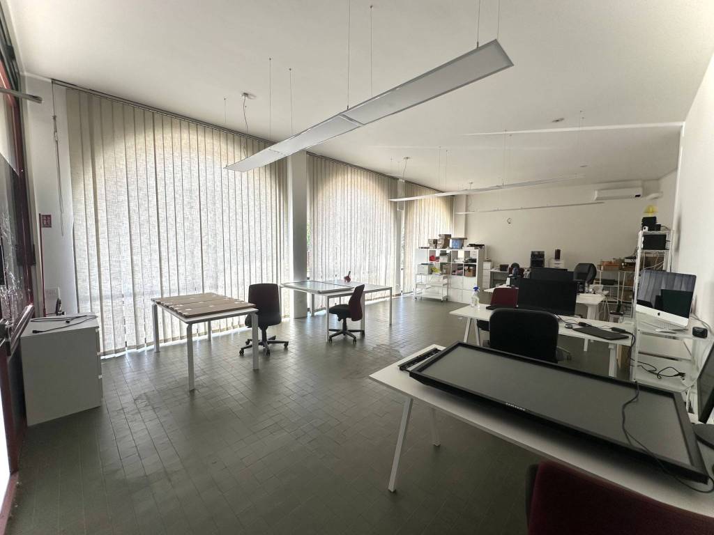 ufficio in vendita a Villorba in zona Lancenigo