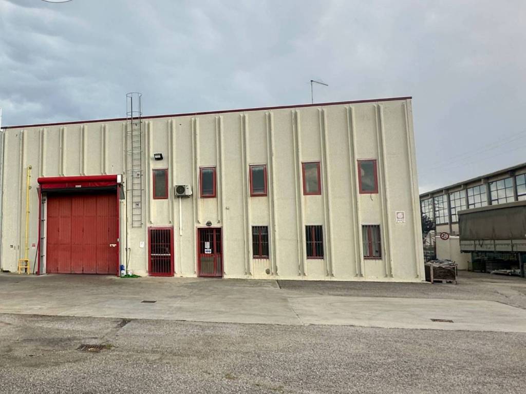 negozio in vendita a Villorba