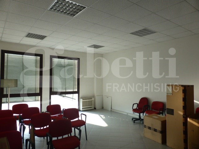 locale commerciale in vendita a Villorba