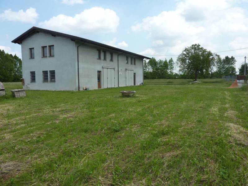 casale in vendita a Villorba in zona Fontane
