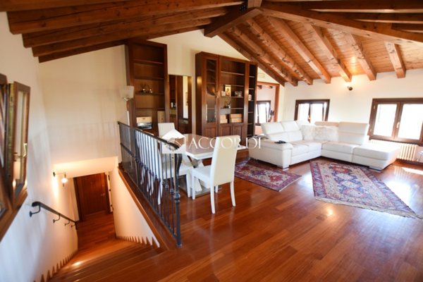 casa indipendente in vendita a Villorba