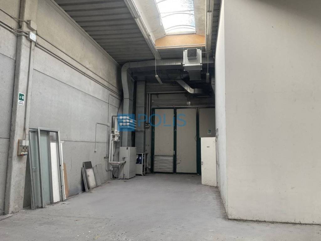 locale commerciale in vendita a Villorba