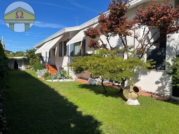 casa indipendente in vendita a Villorba in zona Carità