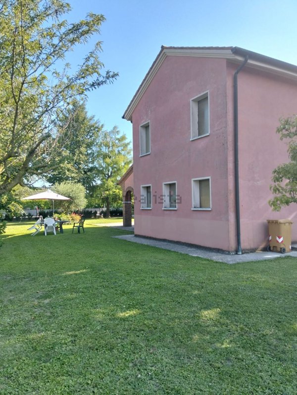 esavano in vendita a Villorba