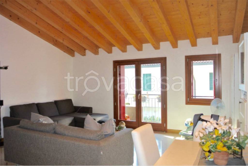 appartamento in vendita a Villorba in zona Lancenigo