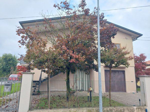 casa indipendente in vendita a Villorba in zona Lancenigo