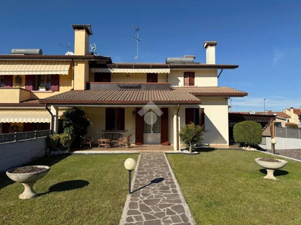 casa indipendente in vendita a Villorba