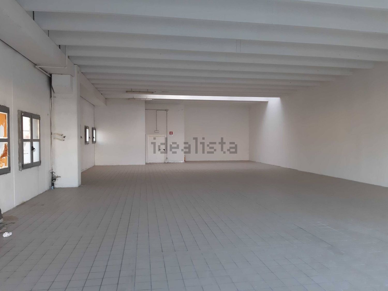 negozio in vendita a Villorba in zona Lancenigo