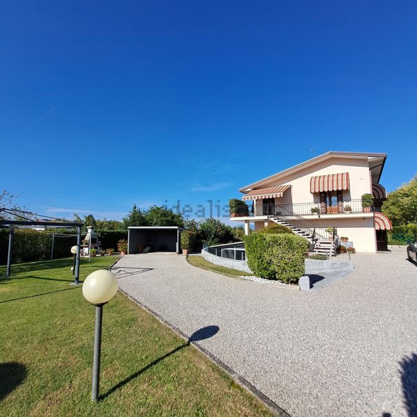 casa indipendente in vendita a Villorba in zona Catena