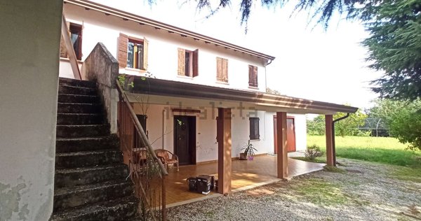 casa indipendente in vendita a Villorba