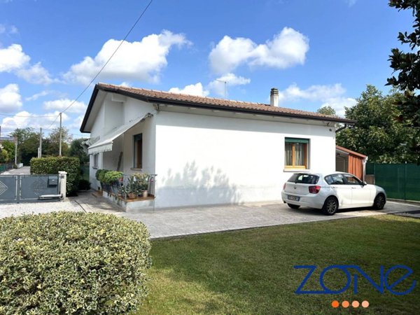 casa indipendente in vendita a Villorba in zona Lancenigo