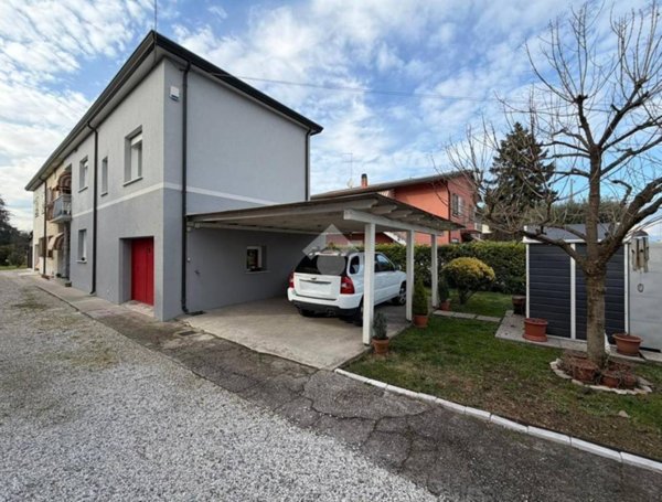casa indipendente in vendita a Villorba in zona Carità