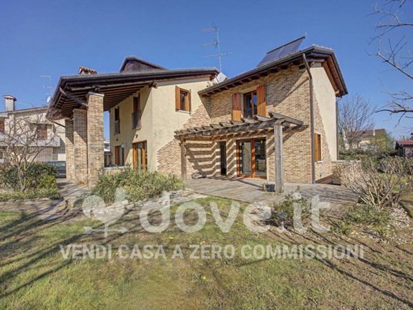 casa indipendente in vendita a Villorba