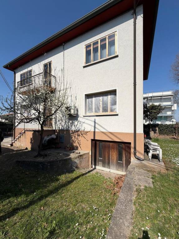 appartamento in vendita a Villorba in zona Carità