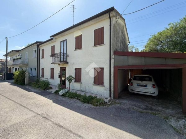 casa indipendente in vendita a Villorba in zona Lancenigo