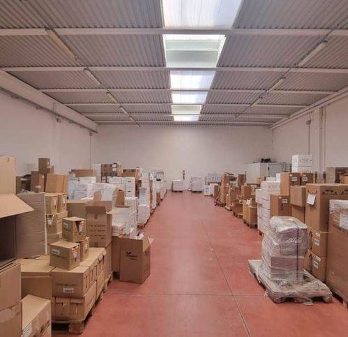 locale di sgombero in vendita a Villorba in zona Lancenigo