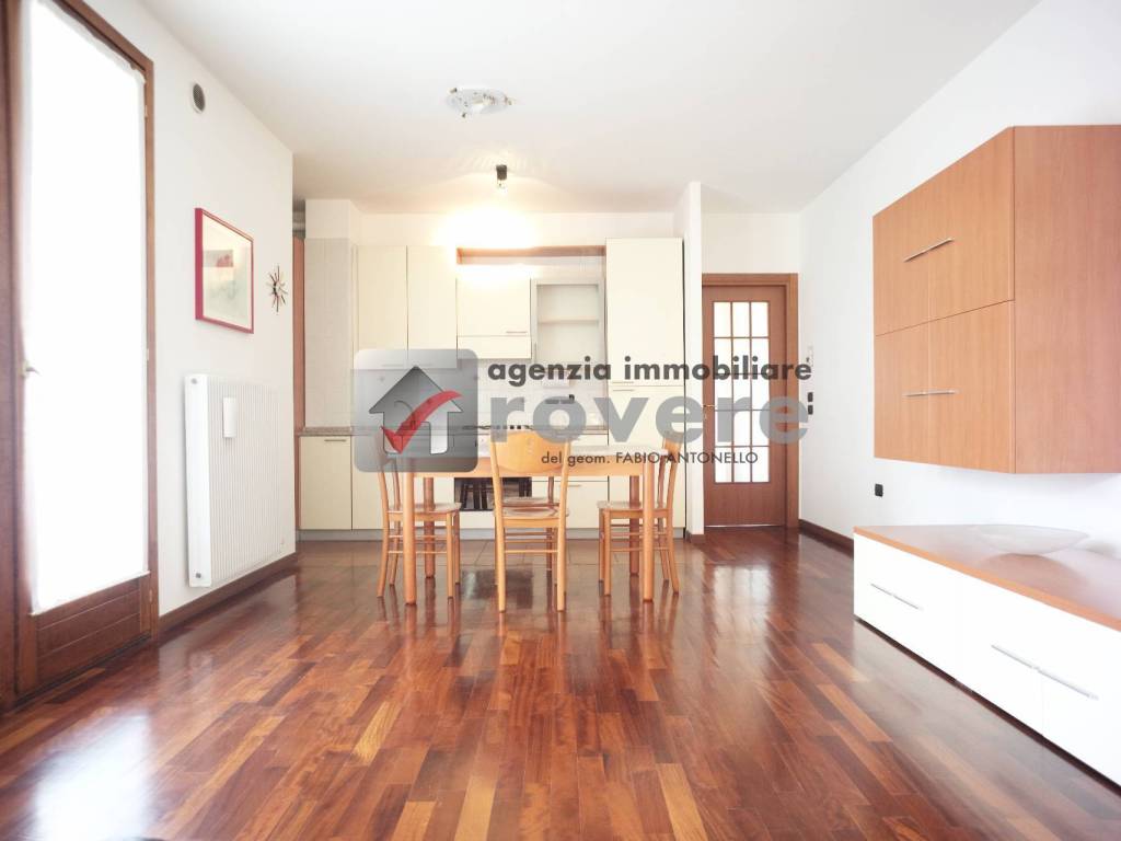 appartamento in vendita a Villorba in zona Lancenigo