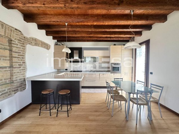 appartamento in vendita a Villorba in zona Carità