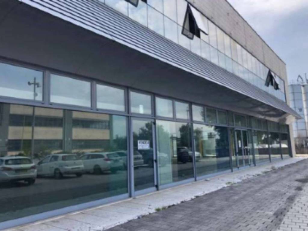 negozio in vendita a Villorba in zona Lancenigo