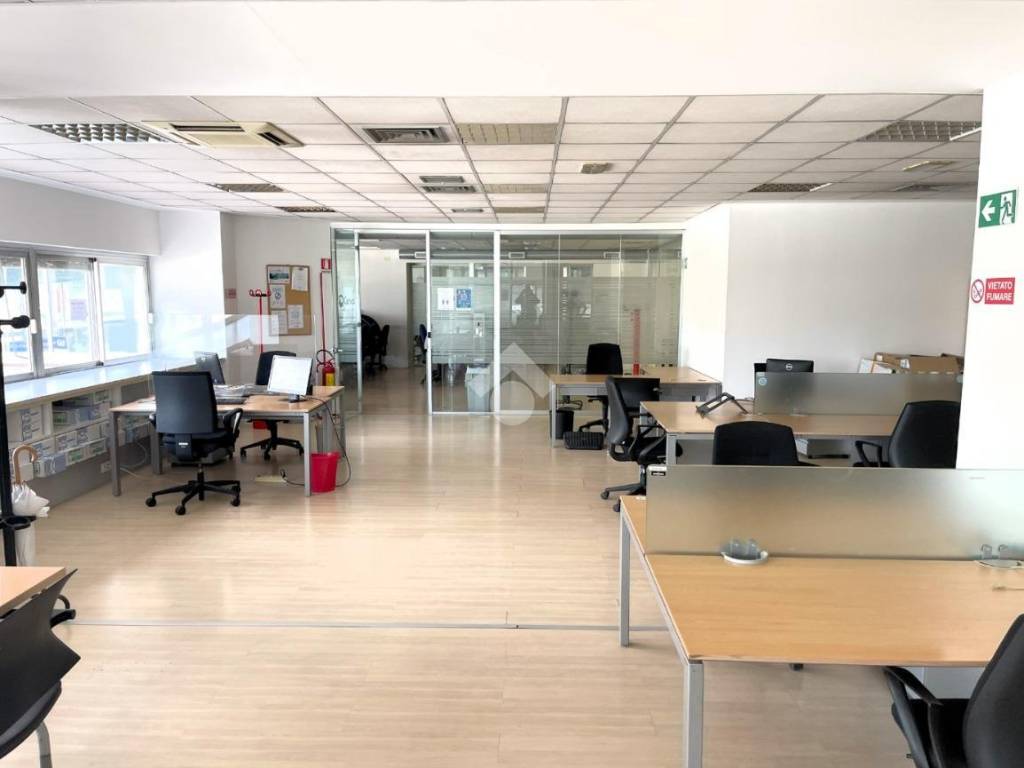 ufficio in vendita a Villorba in zona Lancenigo