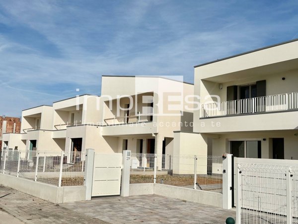 casa indipendente in vendita a Villorba in zona Fontane