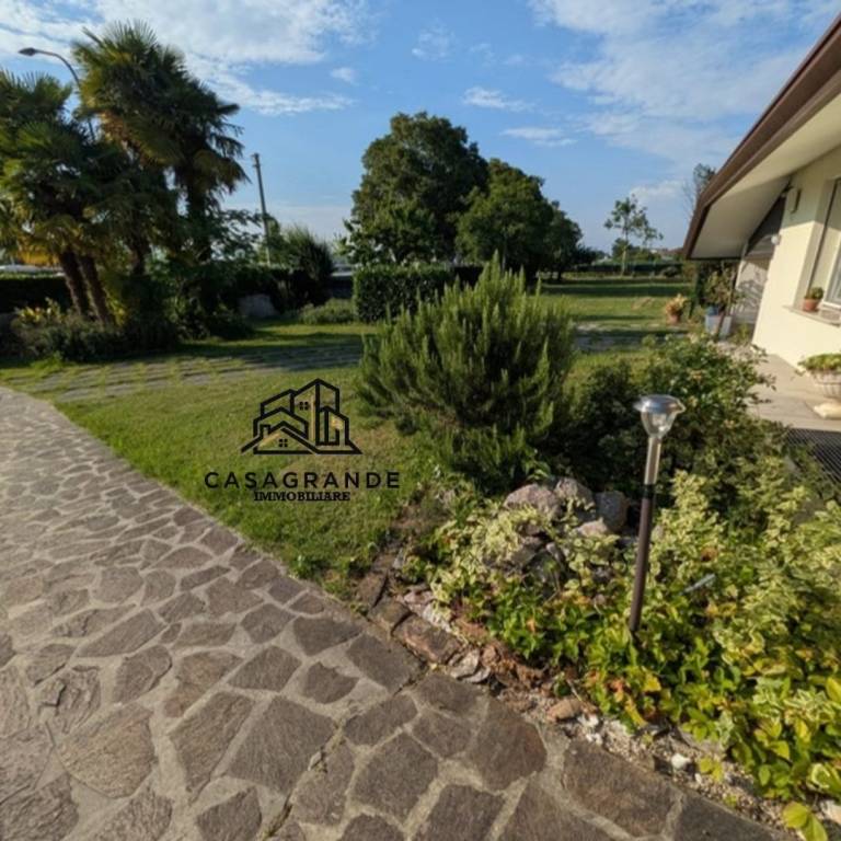 casa indipendente in vendita a Villorba