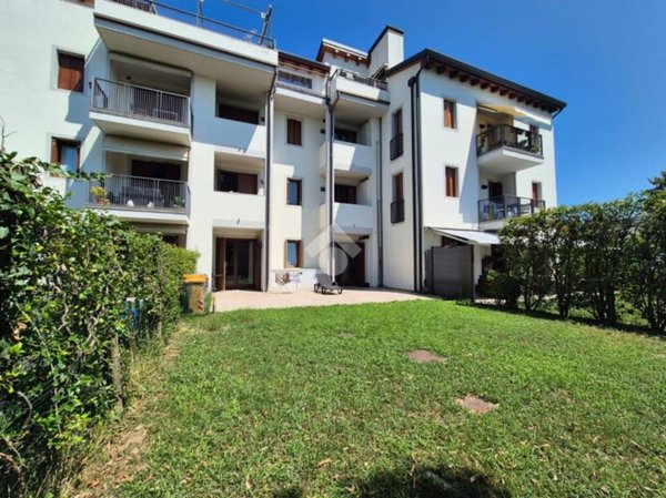 appartamento in vendita a Villorba in zona Fontane