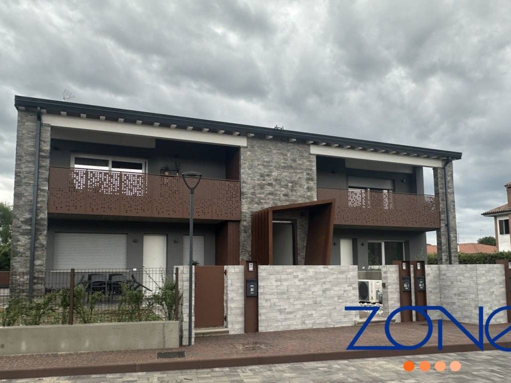 appartamento in vendita a Villorba in zona Carità