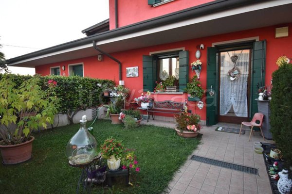 appartamento in vendita a Villorba in zona Catena