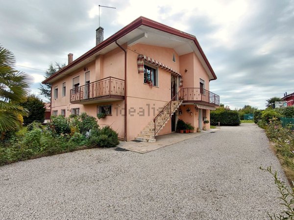 casa indipendente in vendita a Villorba