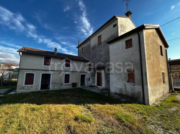 casa indipendente in vendita a Vittorio Veneto